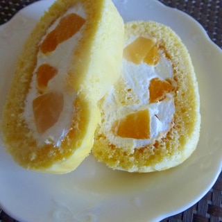 黄桃とオレンジのロールケーキ